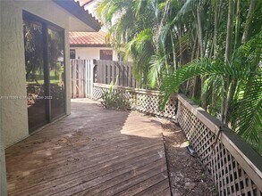 5845 Fox Hollow Dr in Boca Raton, FL - Building Photo - Building Photo