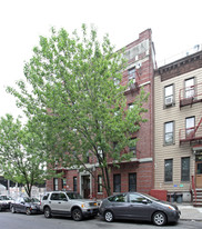 321 44th St Apartments