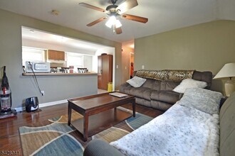 176 Harding Pl in Maywood, NJ - Building Photo - Building Photo