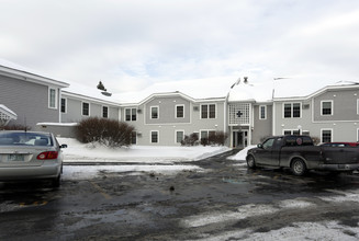 Tarrytown Road Apartments in Manchester, NH - Building Photo - Building Photo