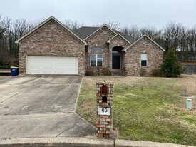 69 Hickory Bend Dr in Cabot, AR - Building Photo
