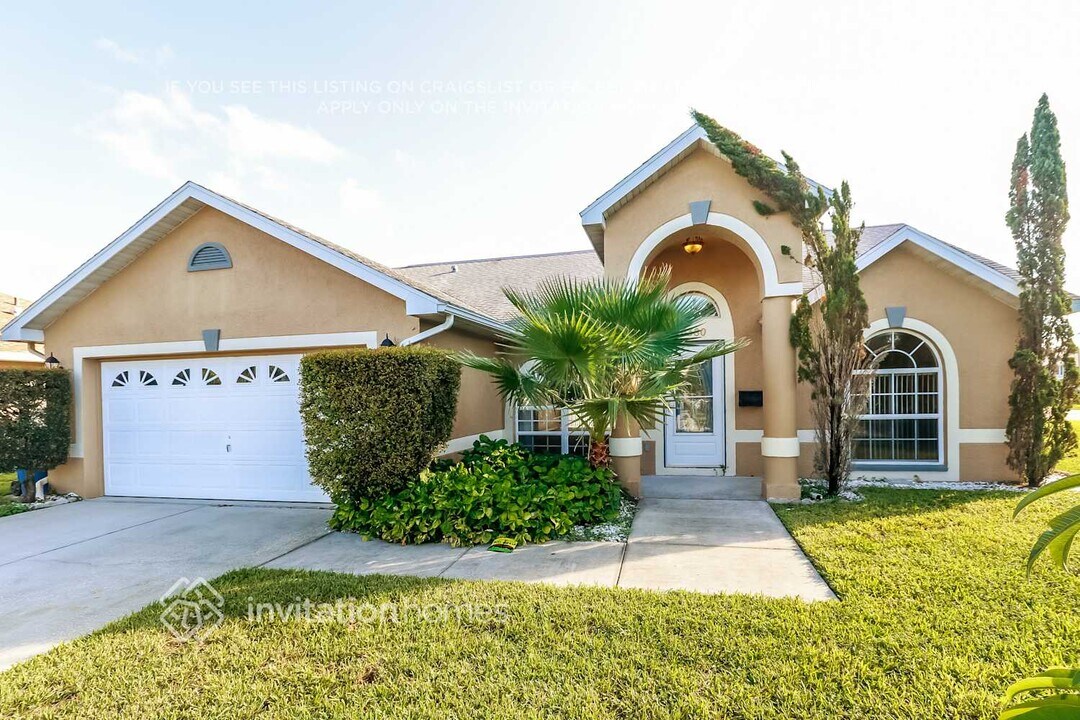 6380 25 Way S in St. Petersburg, FL - Building Photo