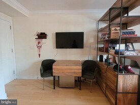 1701 Locust St in Philadelphia, PA - Building Photo