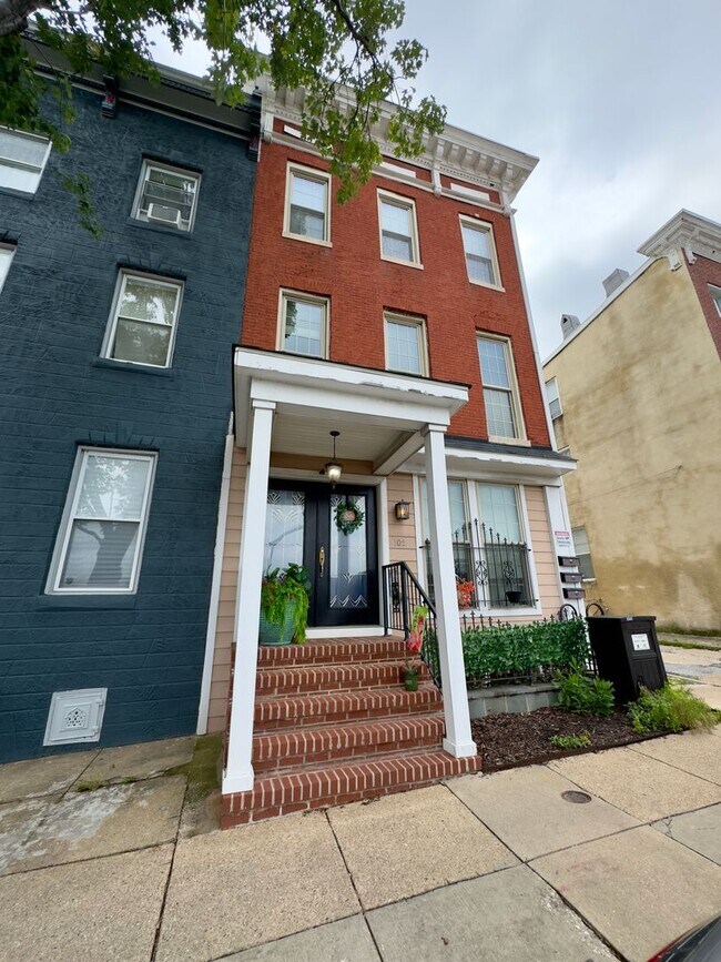 property at 105 N Chester St