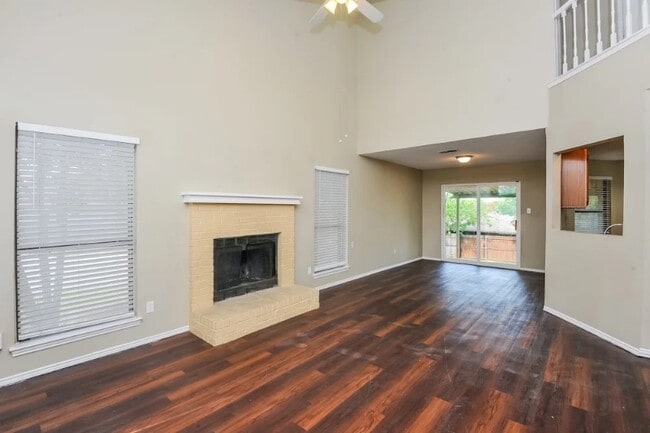 property at 4903 St Thomas Pl