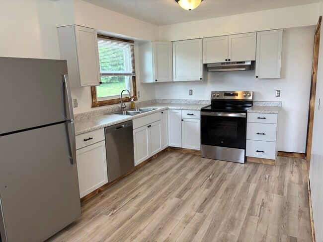 5204 S College Dr, Unit 1