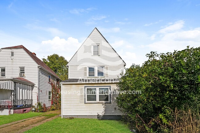property at 1610 McMinn St