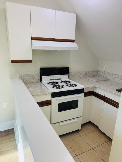 72 Adams St in Waltham, MA - Building Photo - Building Photo