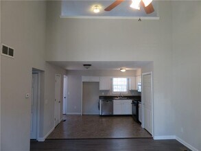 204 Twin Pines Ct in Dallas, GA - Building Photo - Building Photo