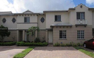 2043 Nassau Dr in West Palm Beach, FL - Building Photo