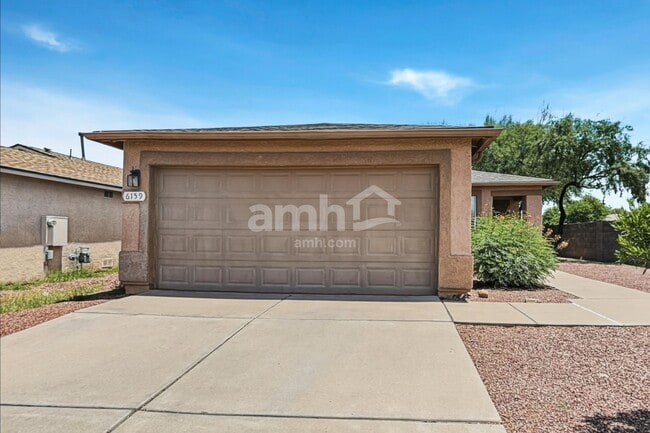 6159 S Avenue De La Chandelle