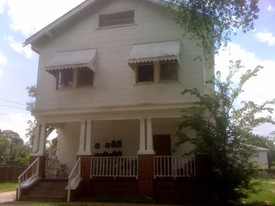 1866 Gentilly Blvd Apartments