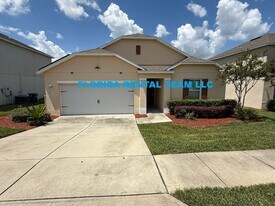 417 Tower Lake Blvd in Haines City, FL - Building Photo