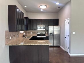 200 Mauna Kea Ln in Bastrop, TX - Building Photo - Building Photo