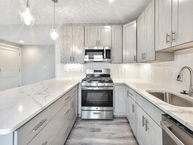 86 Fayston St, Unit 4 in Boston, MA - Building Photo