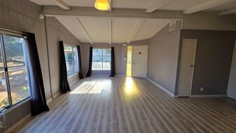 18950 Woodcrest Ln in Riverside, CA - Building Photo
