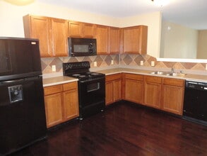 8457 S Firefly Dr in Pendleton, IN - Building Photo - Building Photo