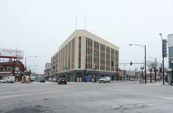 Klee Plaza in Chicago, IL - Building Photo - Building Photo