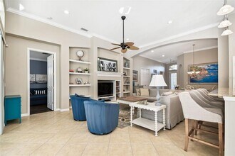 7328 Lake Forest Gln in Lakewood Ranch, FL - Building Photo - Building Photo