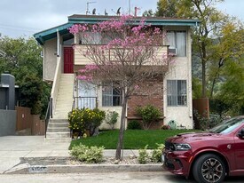 4166 Garden Ave, Unit C in Los Angeles, CA - Building Photo