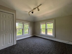 412 Parsons St in Kalamazoo, MI - Building Photo - Building Photo