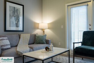 715 W Slaughter Ln in Austin, TX - Building Photo - Building Photo