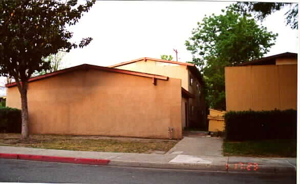 10303 Pradera Ave in Montclair, CA - Building Photo - Building Photo