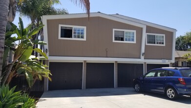 4551 Spring St in La Mesa, CA - Building Photo - Building Photo