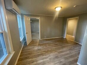 22 Knowlton St in Gardner, MA - Building Photo - Building Photo
