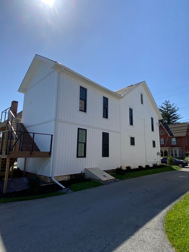 property at 221 W Main St