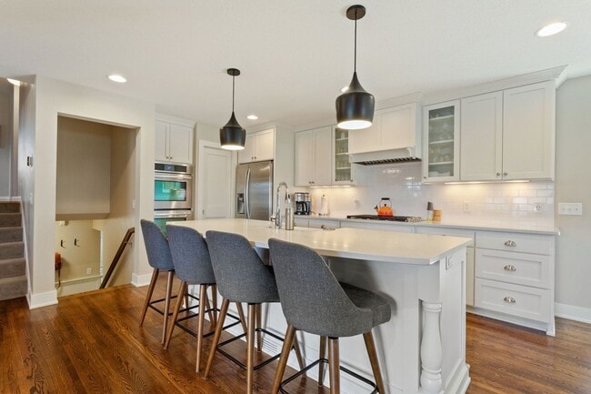 5112 Abercrombie Dr in Minneapolis, MN - Building Photo - Building Photo