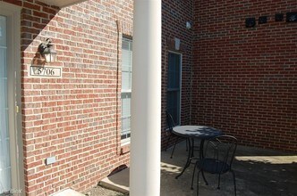 5706 Hampshire Ln in Ypsilanti, MI - Building Photo - Building Photo