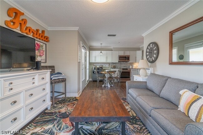 property at 1215 Edington Pl