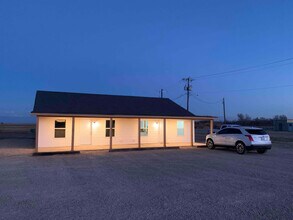 811 Harrison Ave in Goodwell, OK - Building Photo - Building Photo