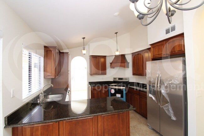 55 E La Vieve Ln in Tempe, AZ - Building Photo - Building Photo