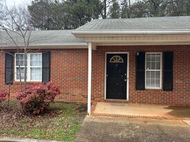 55 Sewell Rd in Bremen, GA - Building Photo