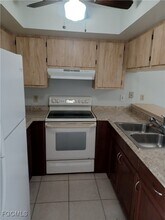 913 Gleason Pkwy in Cape Coral, FL - Building Photo - Building Photo