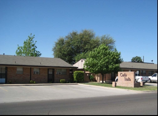 Cielo Vista Apartments in Hobbs, NM - Building Photo