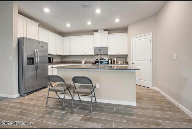 6774 Dusty Rd in Jacksonville, FL - Building Photo - Building Photo