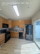 2224 Valley Edge Dr in Raleigh, NC - Foto de edificio - Building Photo