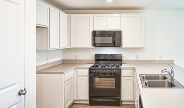 3358 Avary River Ln in Richmond, TX - Building Photo - Building Photo