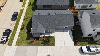 30527 Bladnoch Ln in Waller, TX - Building Photo - Building Photo