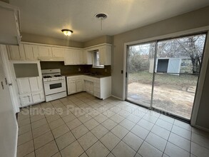 3025 Dentwood Terrace in Del City, OK - Building Photo - Building Photo