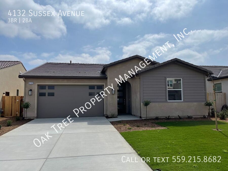 4132 Sussex Ave in Clovis, CA - Building Photo