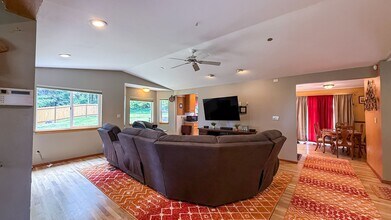 73 Ross Ln in Port Angeles, WA - Building Photo - Building Photo