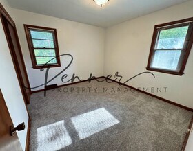 12308 East 40th St S in Independence, MO - Building Photo - Building Photo