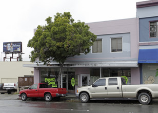 918-920 A St in Hayward, CA - Foto de edificio - Building Photo