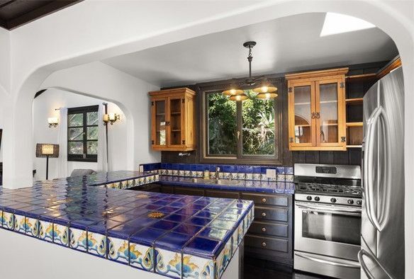 8170 Gould Ave in Los Angeles, CA - Foto de edificio - Building Photo