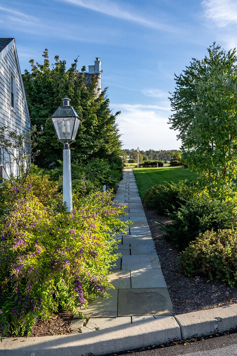 Carriage House in Lancaster, PA - Building Photo