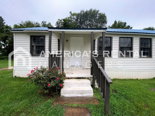 property at 104-105 7th Ave SE